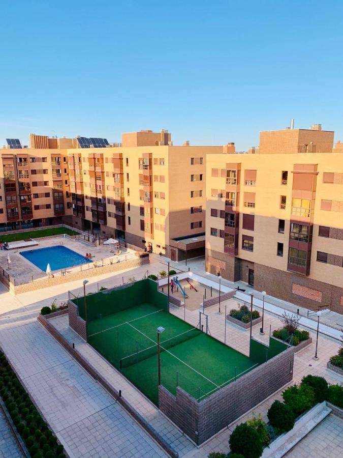 Apartment Madrid Barajas Exterior photo