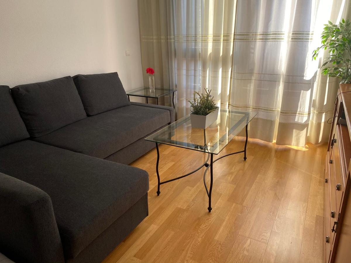 Apartment Madrid Barajas Exterior photo